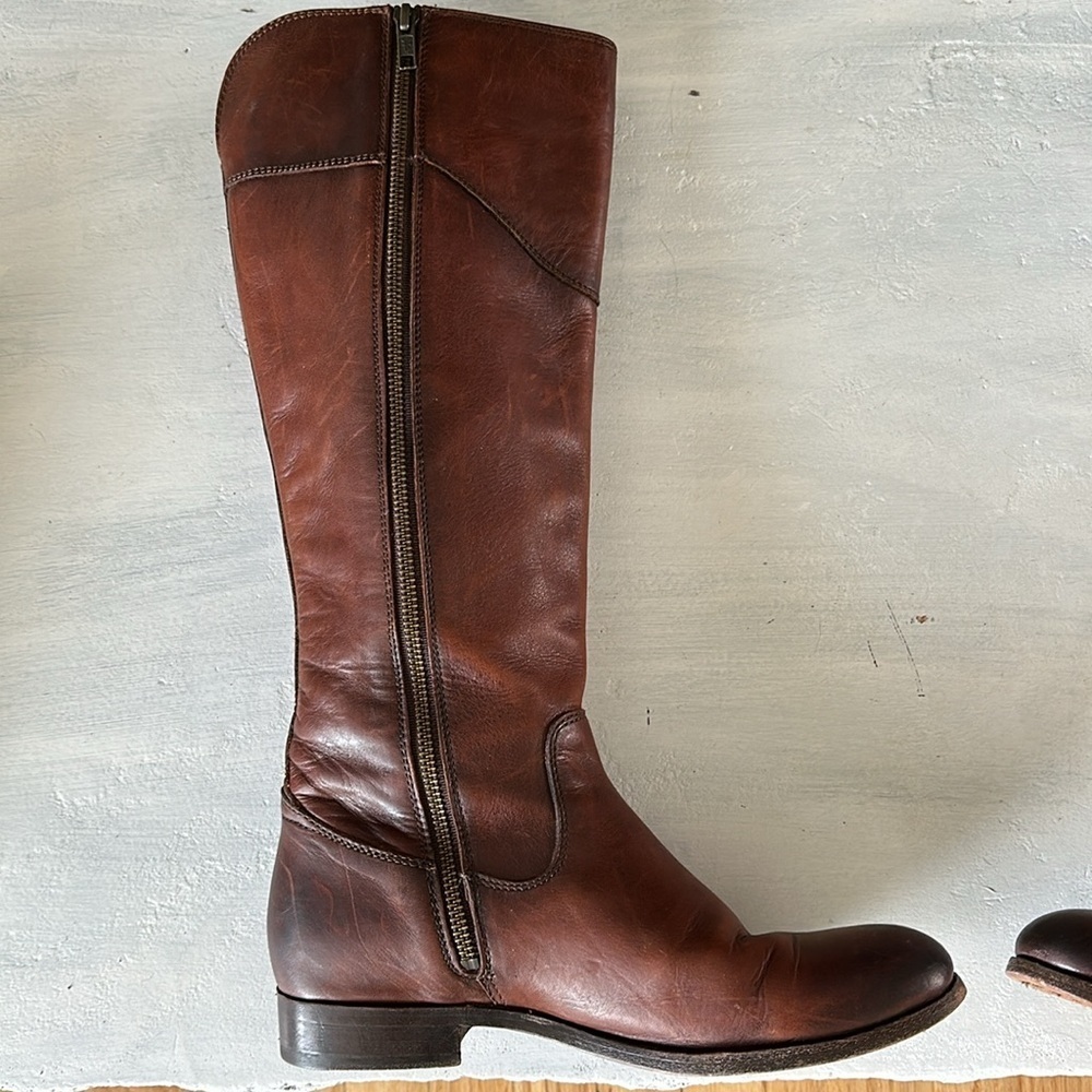 Frye 4001 Buttery Soft Leather Round Toe Tall Riding Boots 8.5 Inside Zipper - Picture 11 of 16